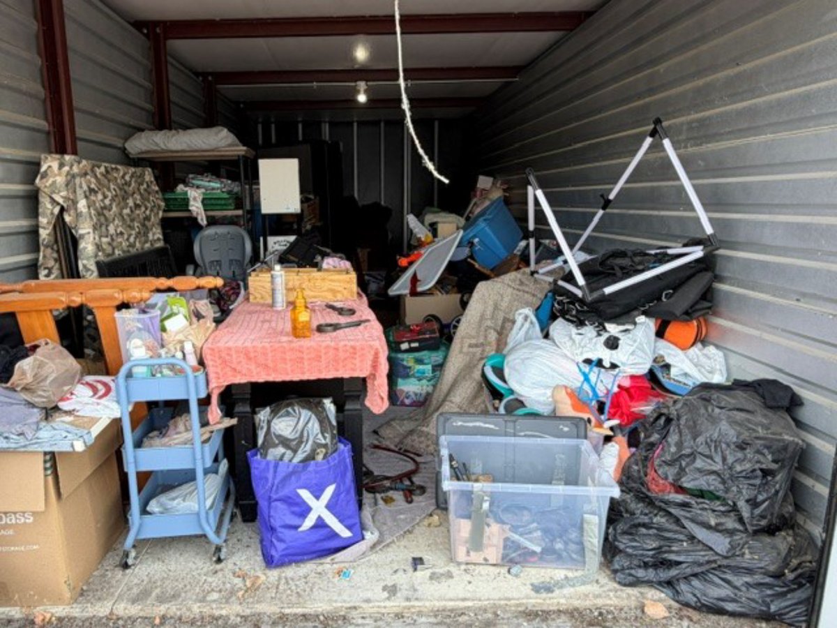 10 x 25 storage unit in Fraser, MI