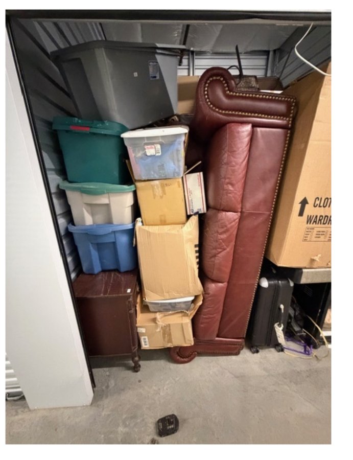 10 x 10 storage unit in Silverdale, WA