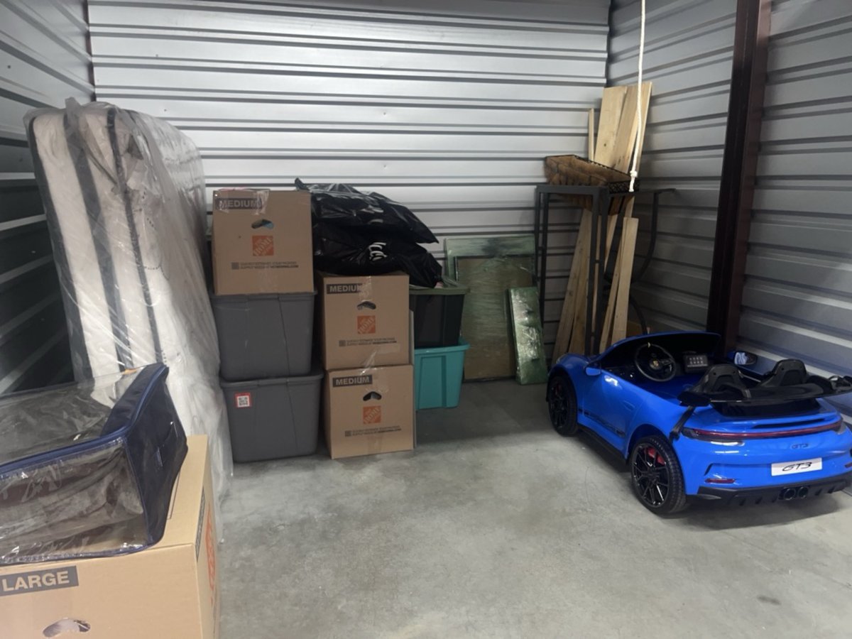 10 x 10 storage unit in Prosper, TX