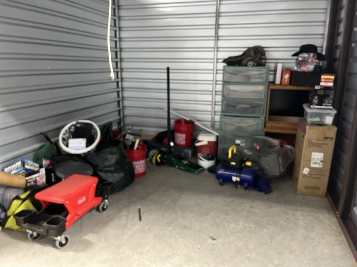 10 x 10 storage unit in Mckinney, TX