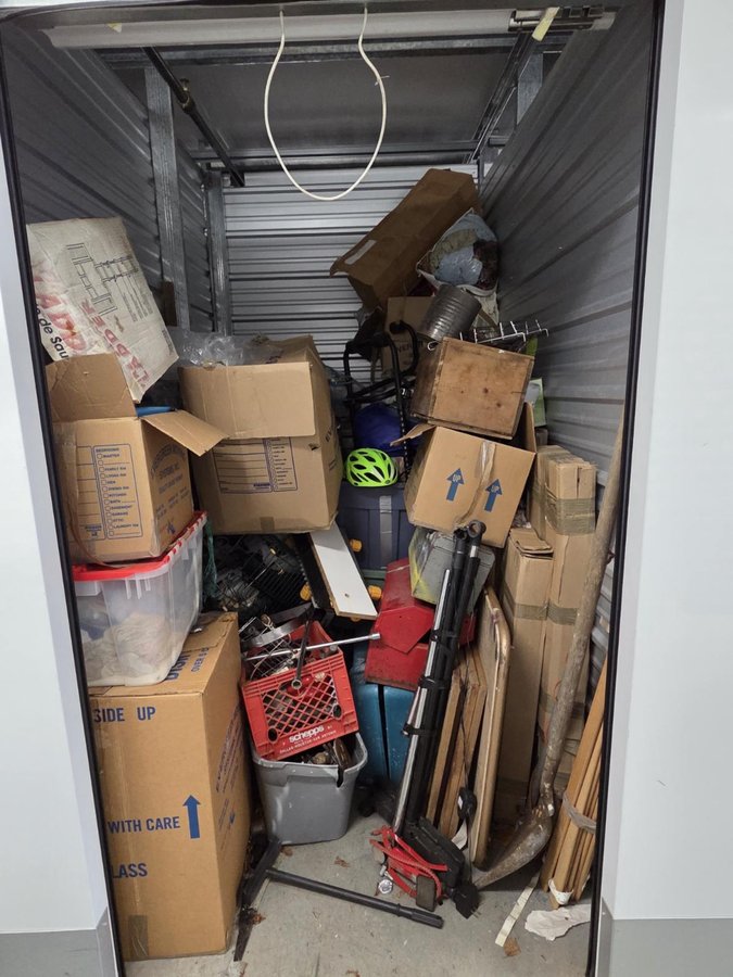 5 x 8 storage unit in Mill Creek, WA