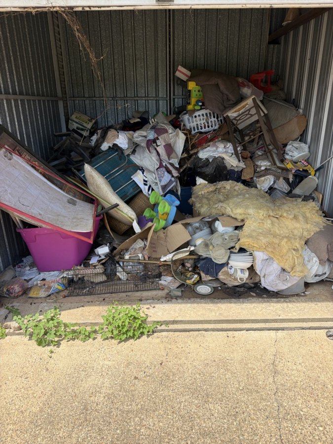 10 x 10 storage unit in Bossier City, LA