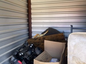 12 x 10 storage unit in Shreveport, LA