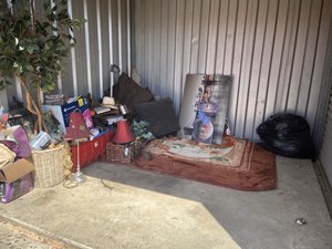 10 x 10 storage unit in Shreveport, LA