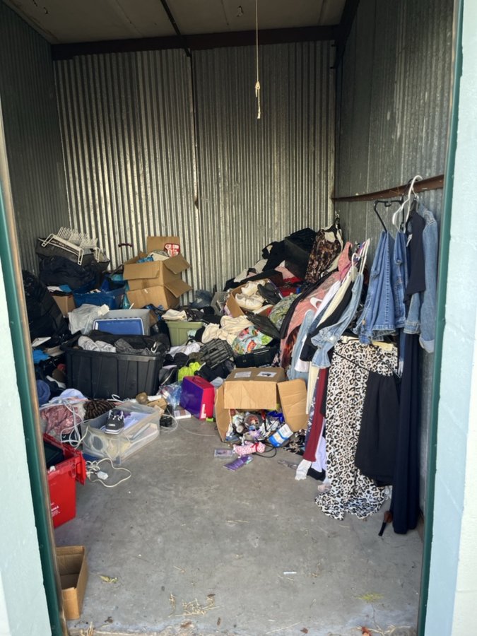 10 x 14 storage unit in Shreveport, LA