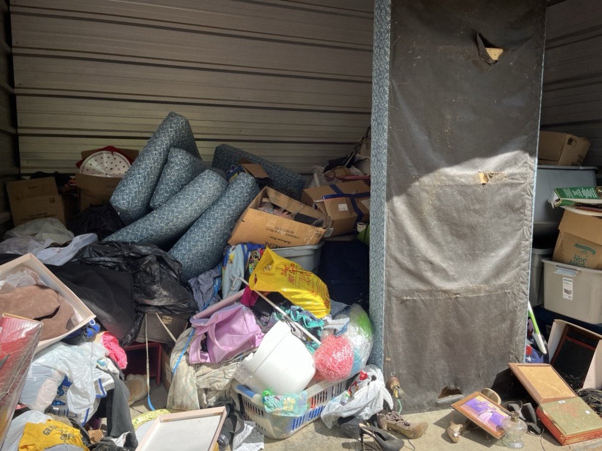 12 x 10 storage unit in Shreveport, LA
