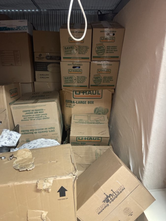 15 x 10 storage unit in Woburn, MA