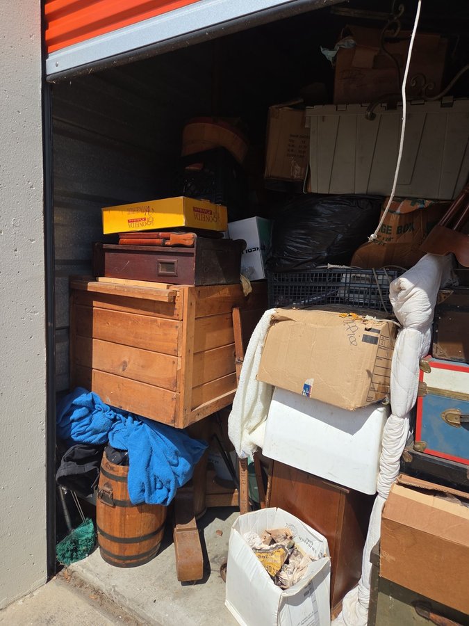10 x 25 storage unit in Arlington, TX