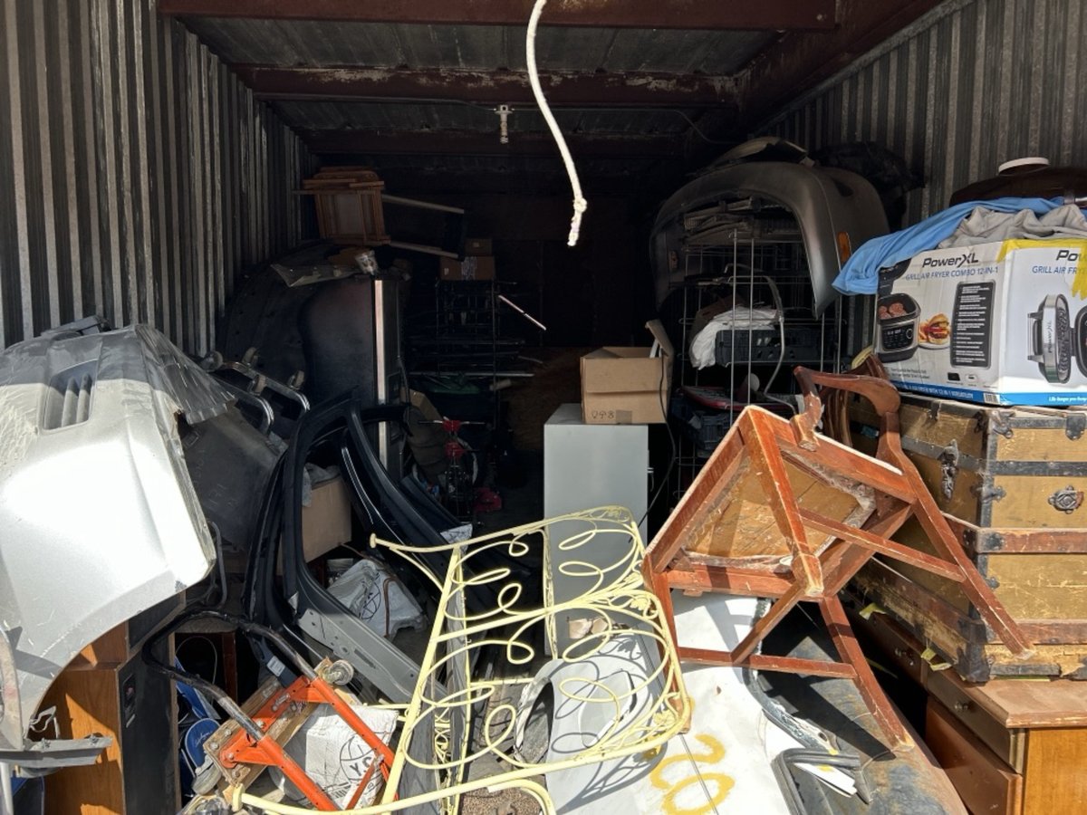 10 x 30 storage unit in Grand Prairie, TX