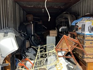 10 x 30 storage unit in Grand Prairie, TX