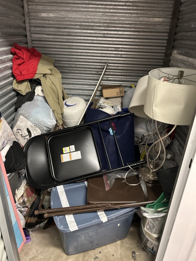5 x 5 storage unit in Arlington, TX