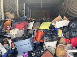 10 x 30 storage unit in Arlington, TX