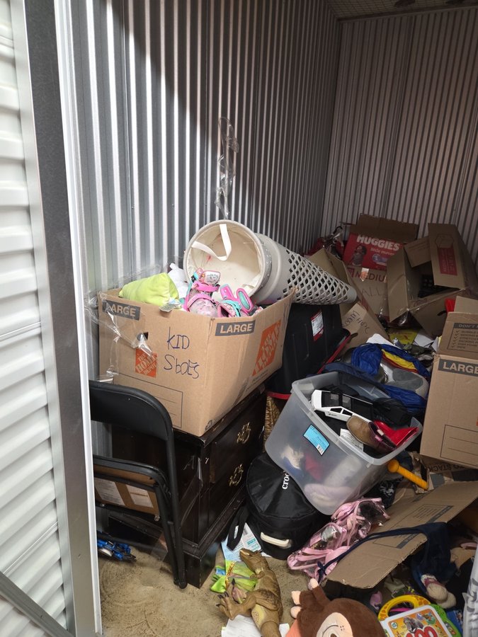 5 x 10 storage unit in Arlington, TX