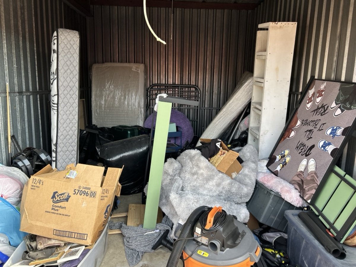10 x 15 storage unit in Grand Prairie, TX