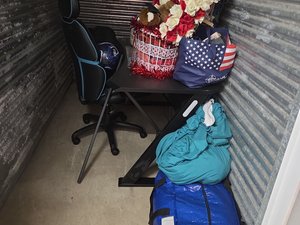 5 x 10 storage unit in Arlington, TX