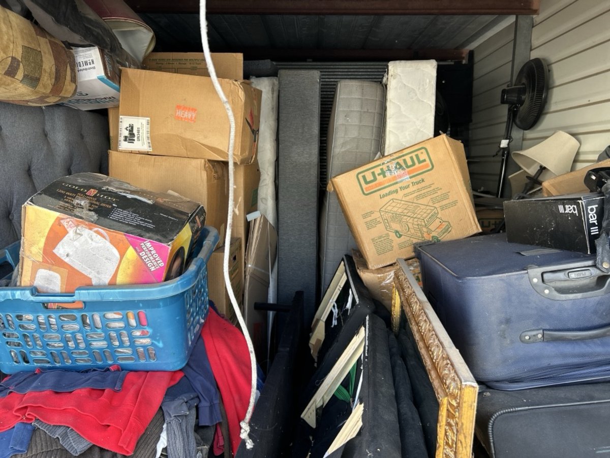 10 x 15 storage unit in Arlington, TX