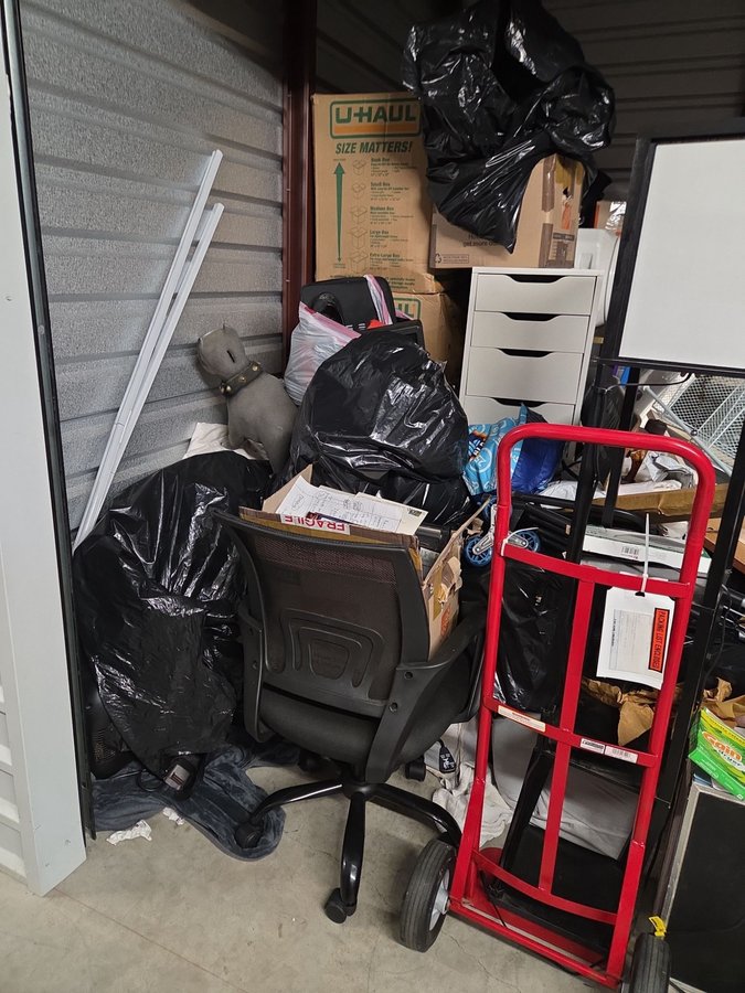 10 x 10 storage unit in Grand Prairie, TX