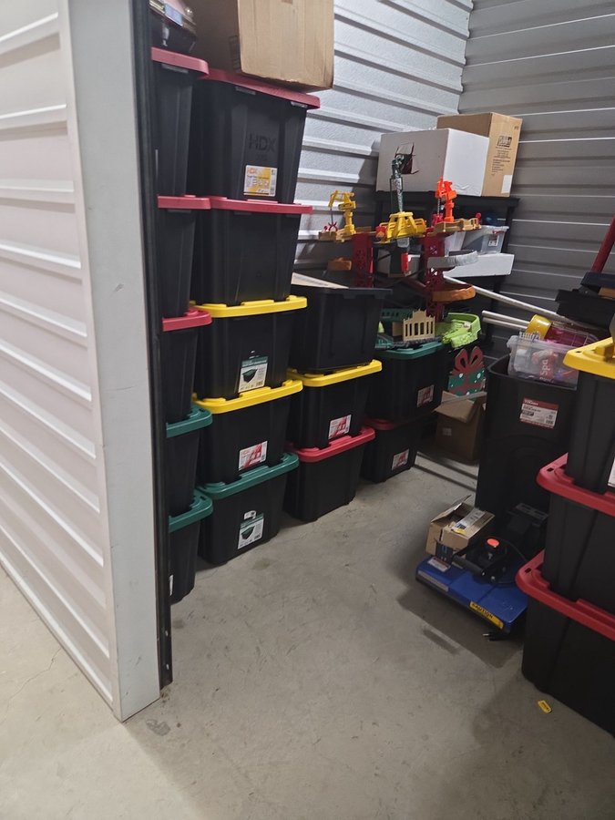 12 x 10 storage unit in Grand Prairie, TX