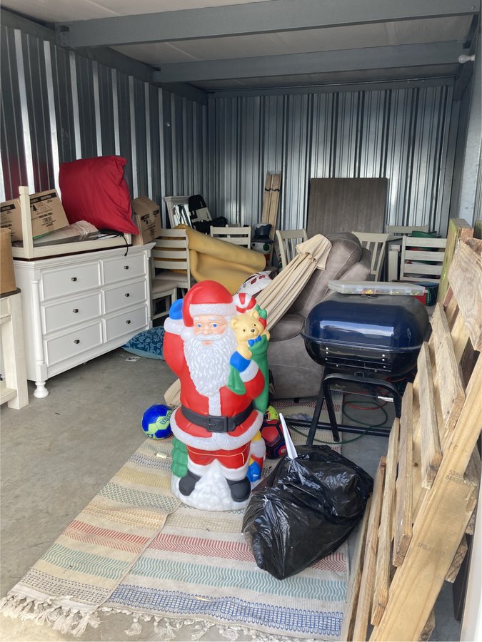 10 x 20 storage unit in Miamisburg, OH