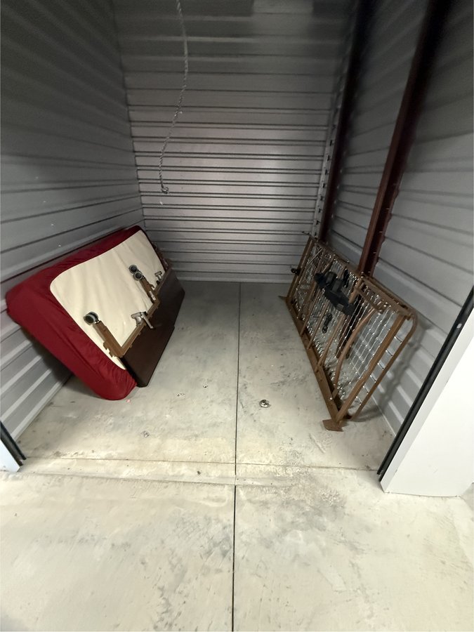 8 x 10 storage unit in Aurora, CO