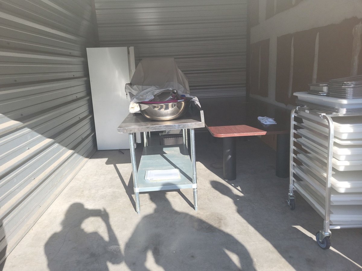 10 x 15 storage unit in Winter Garden, FL