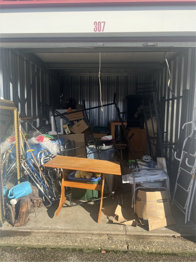 10 x 15 storage unit in Wyoming, MI
