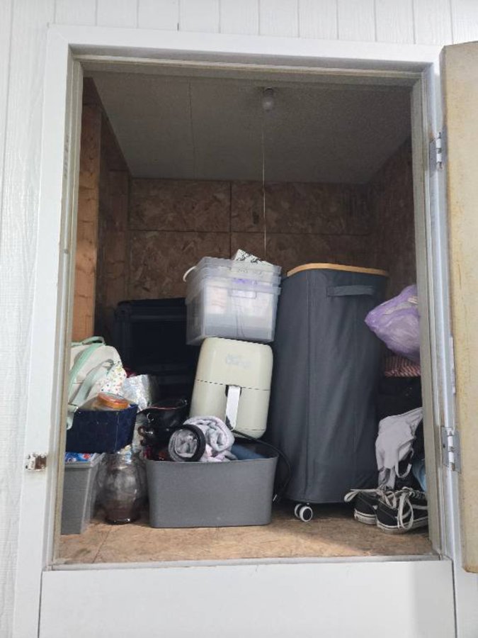 4 x 4 storage unit in Fort Wayne, IN