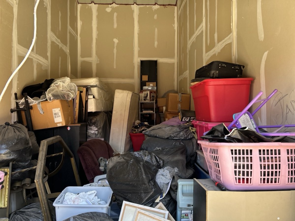 10 x 20 storage unit in Arlington, TX