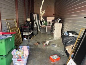 10 x 30 storage unit in Grand Prairie, TX