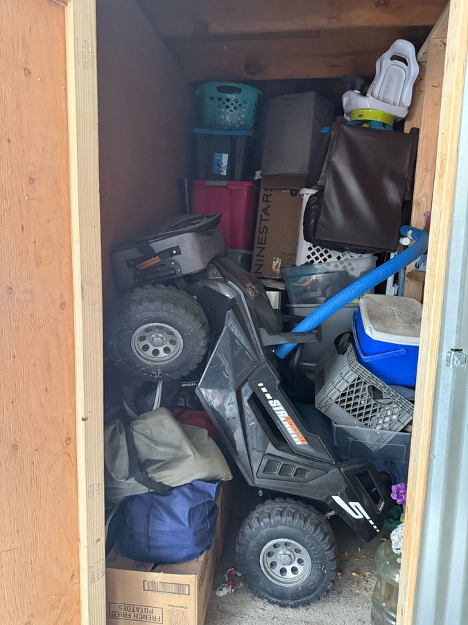 10 x 5 storage unit in San Bernardino, CA