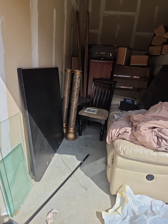 10 x 20 storage unit in Arlington, TX