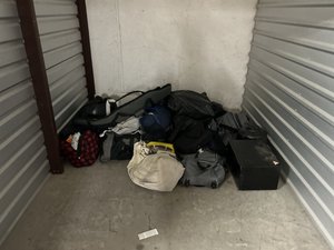 7 x 10 unit in Grand Prairie