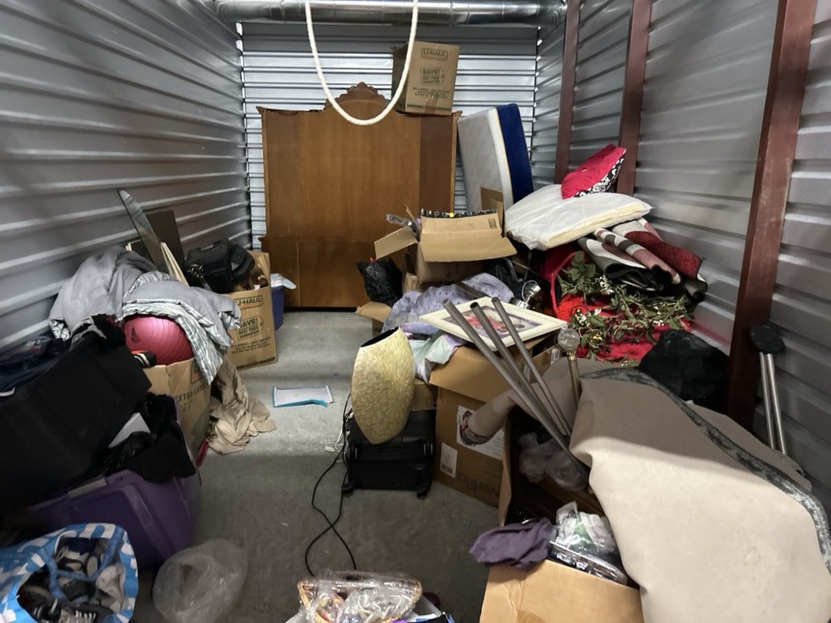 10 x 20 storage unit in Arlington, TX