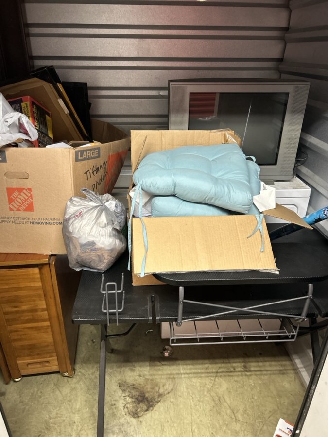 5 x 5 storage unit in Grand Prairie, TX