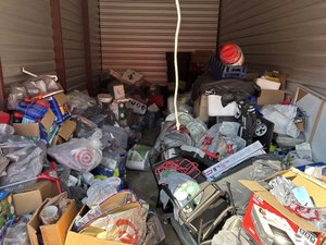 10 x 20 storage unit in Grand Prairie, TX