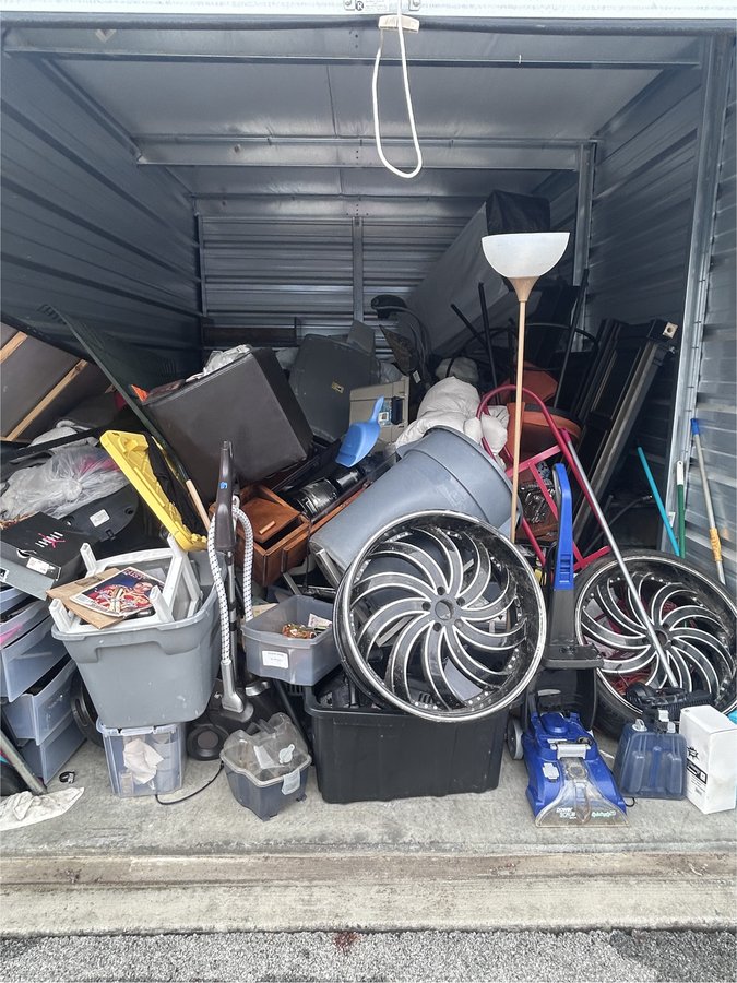10 x 15 storage unit in Columbus, OH
