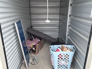 5 x 10 storage unit in Columbus, OH