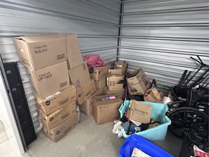 10 x 10 storage unit in Columbus, OH