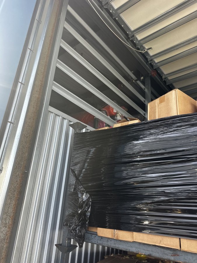 13 x 41 storage unit in Orlando, FL