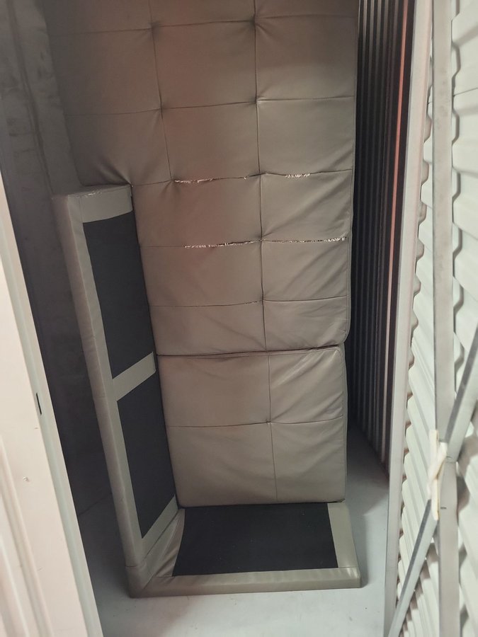 5 x 10 storage unit in Orlando, FL