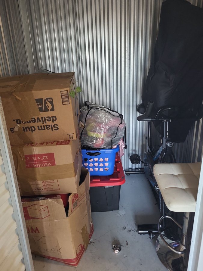 5 x 5 storage unit in Orlando, FL