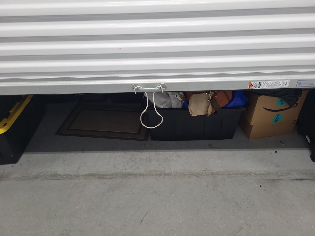 10 x 15 storage unit in Minneola, FL