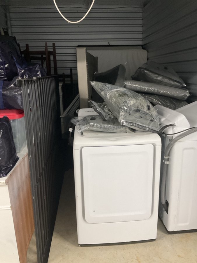 10 x 15 storage unit in Huntsville, AL