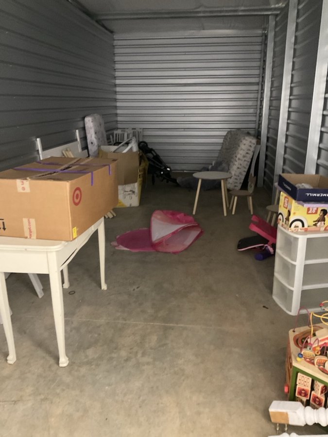 10 x 20 storage unit in Huntsville, AL