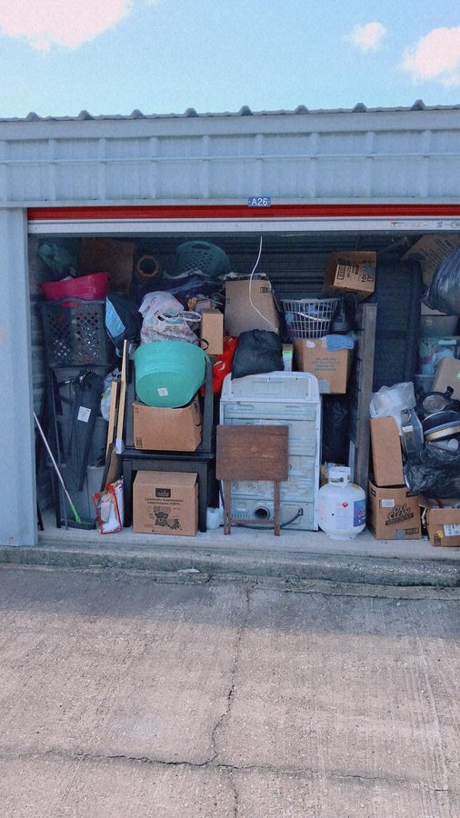 10 x 10 storage unit in Livingston, LA