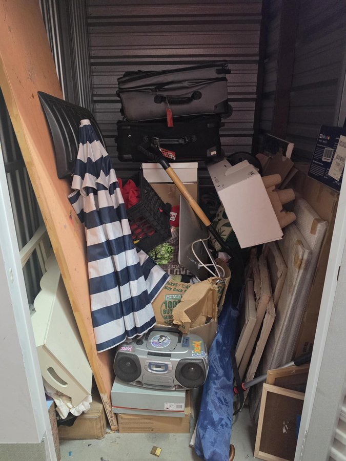 5 x 8 storage unit in Brooklyn, NY