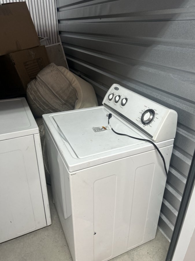 5 x 10 storage unit in Frisco, TX