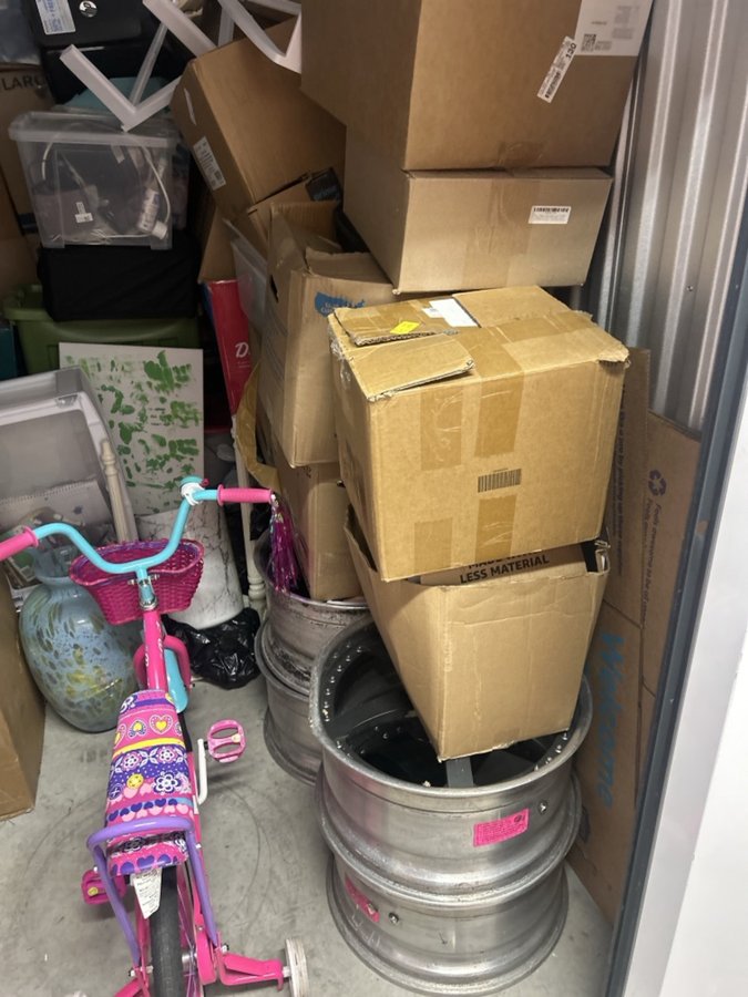 5 x 10 storage unit in Frisco, TX