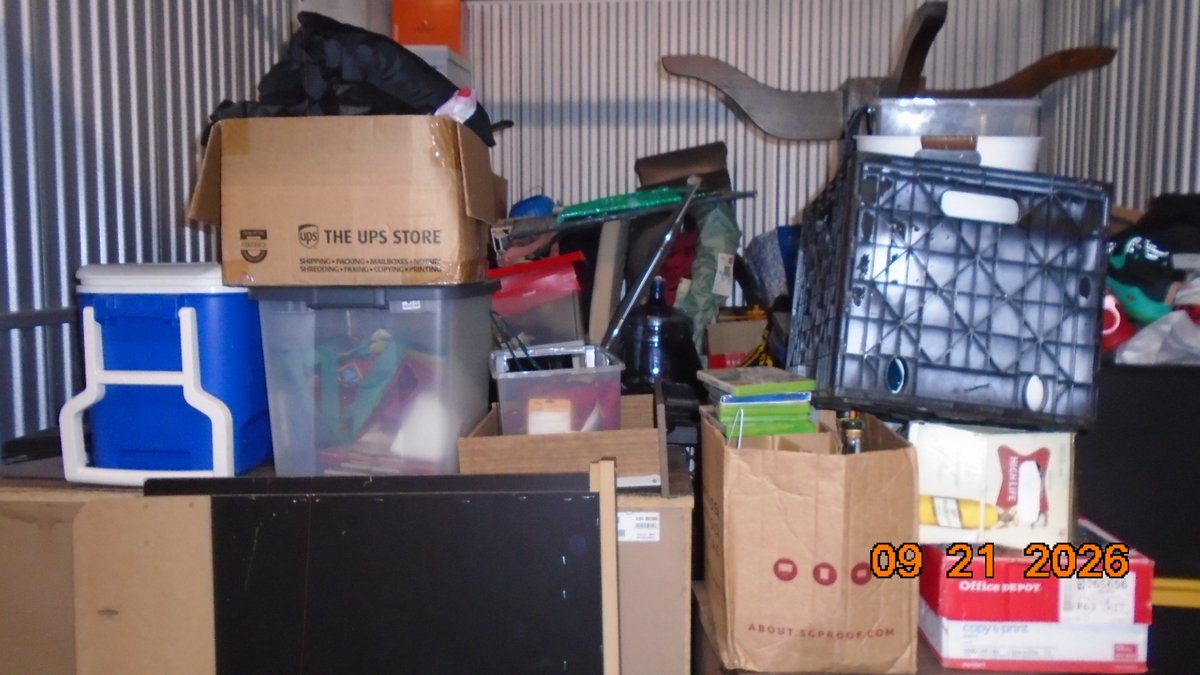 10 x 10 storage unit in Miami, FL