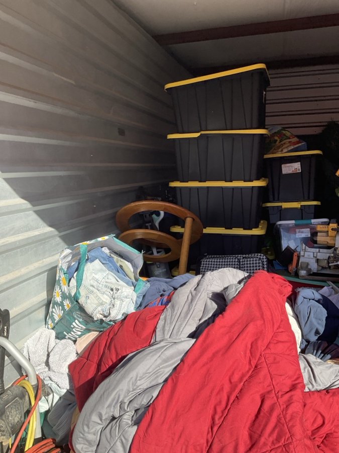 10 x 15 storage unit in Getzville, NY